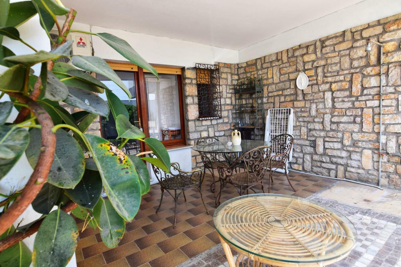 Bed and Breakfast Un Ospite A Fontania Gaeta Exterior foto